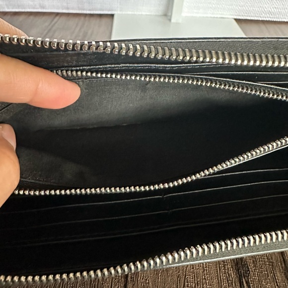 Christian Dior Smooth Leather Full Zip Around Large Wallet, Black, EUC - Picture 7 of 11